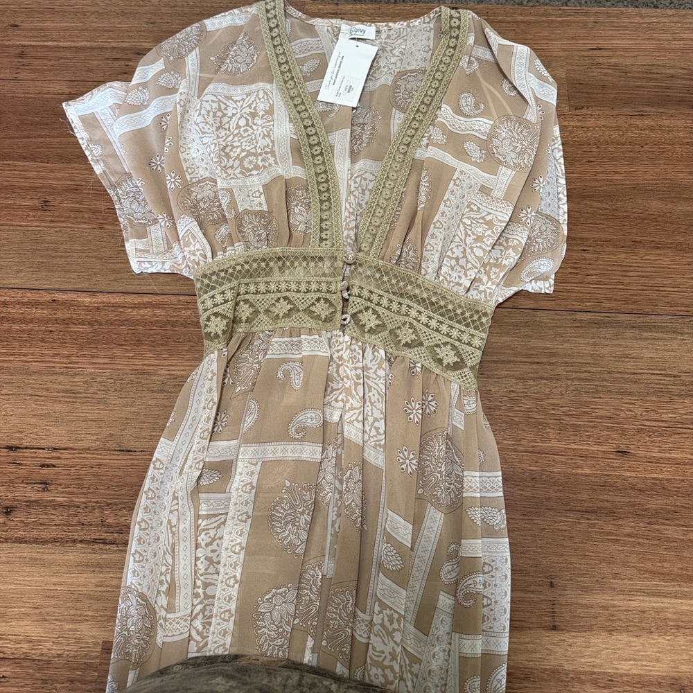 Bohemian Beige and White duster